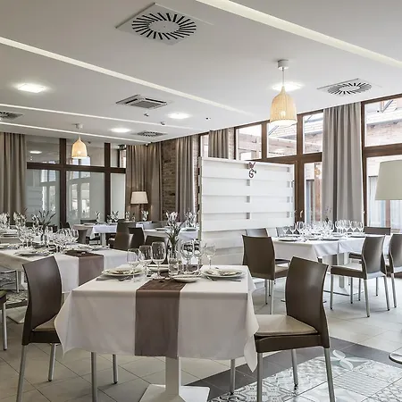 勒温杜拉酒店 酒店 3*