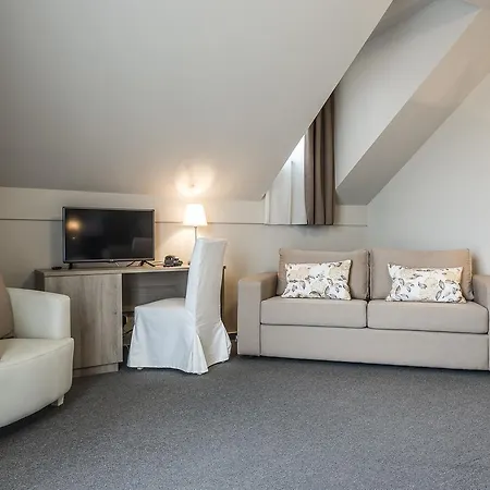 酒店 勒温杜拉酒店 Algyo